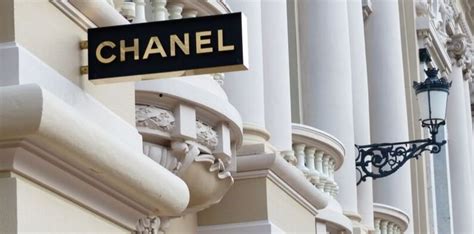 Where is the Cheapest Place to Buy Chanel: Worldwide study